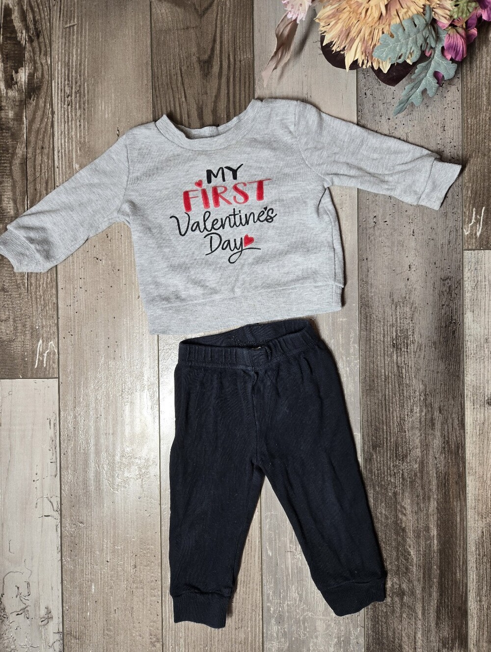 Baby Starters & Carter’s Baby Girl Valentine’s Day 2pc Outfit Set Size 9m